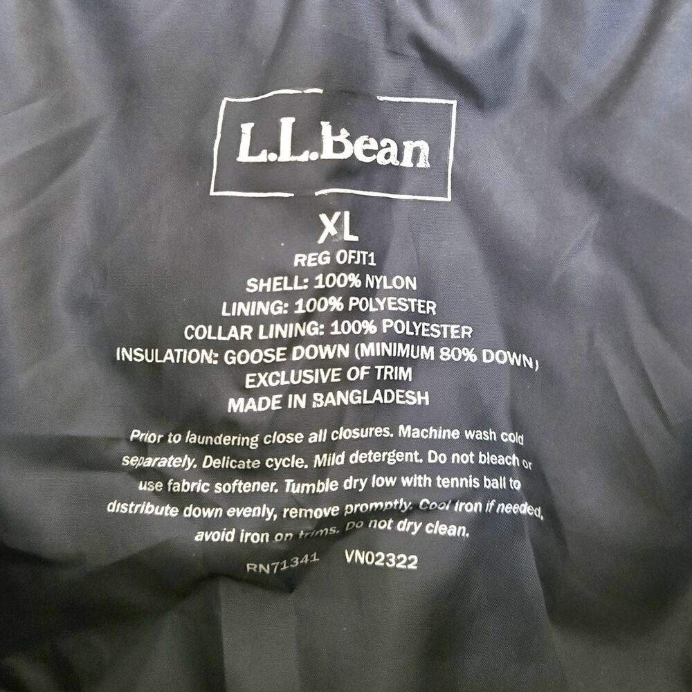 L.L. Bean Black Goose Down Puffer Vest Size XL - Picture 7 of 7